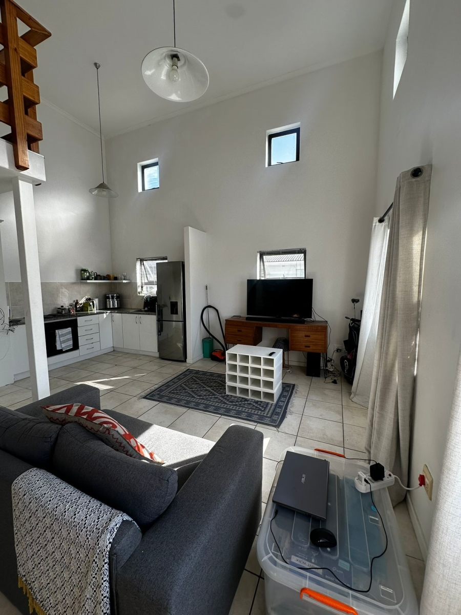 To Let 1 Bedroom Property for Rent in Kenilworth Western Cape